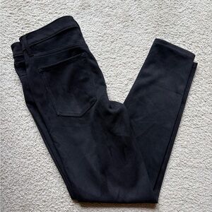 NWOT: women’s Banana Republic Faux Suede, High-Rise Skinny Jeans in Black